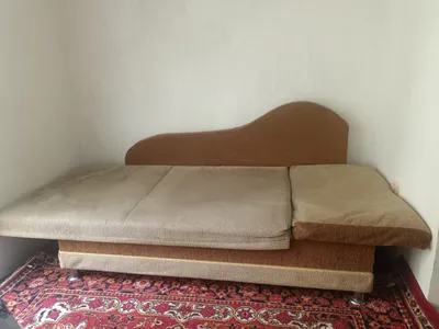 1 kishilik kravat sotiladi ichi ochiladi. 1