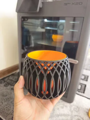 Кашпо распечатано на 3D принтере 1