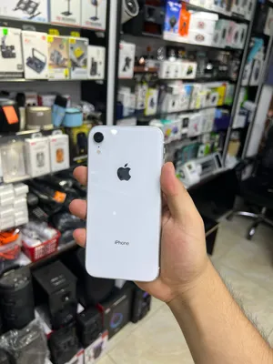 iPhone XR 1