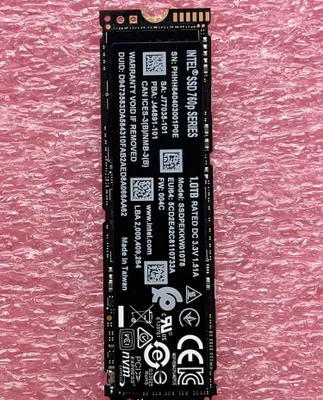 512gb hajmli Intel SSD NVME 760p Series, holati 90% 1