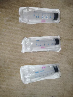 60 ml shprits sotiladi
