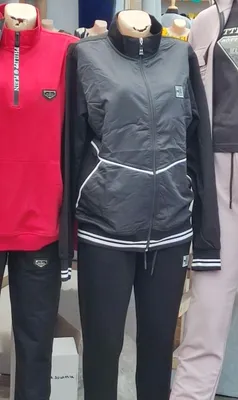 Turkiyaning yangi ayollar sport kostyumi 1