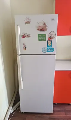 Продаётся холодильник LG. 1