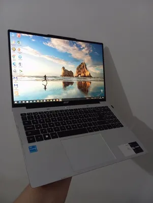 Acer Core i3 в идеальном состоянии, открывается на 180°! 1