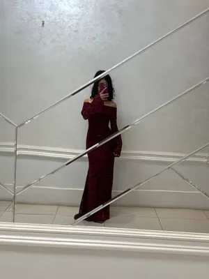 Samarqandda bordo rangli ko‘ylak 1