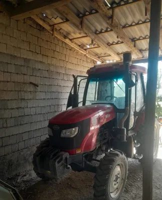 Traktor holati yaxshi 1