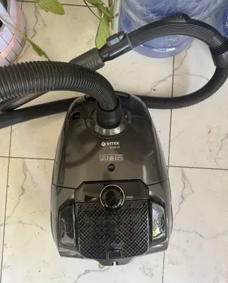 Мощный пылесос Vitek 2200 Вт 1