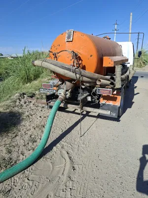 Услуги по вывозу навоза.