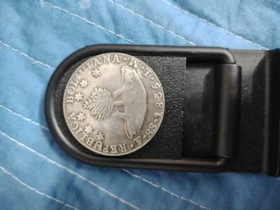 Noyob Boliviya tangasi, 1835-yil (LIBREFOR LA CONSTITUCION) 1