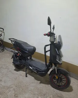 Skuter drongo sotiladi aftamat 1