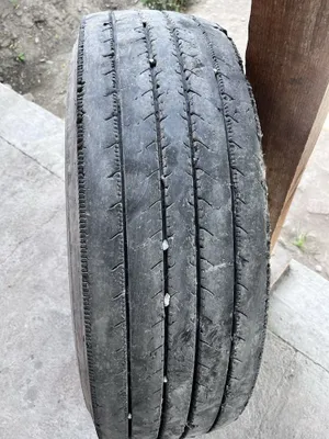 315/70R22.5 LONGMARCH balon 2 ta jup holati yaxshi tishlari 20 30 % 1
