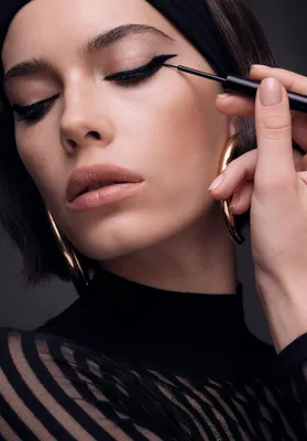 Подводка для глаз Glam Eyes, чёрная, водостойкая 3