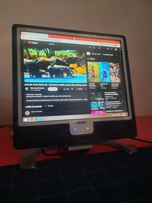 Монитор 17 дюйм PHILIPS 1