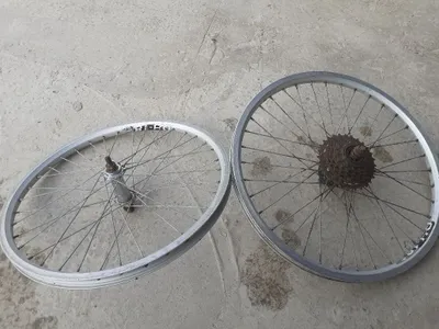 Velosiped g‘ildiragi sotiladi 1