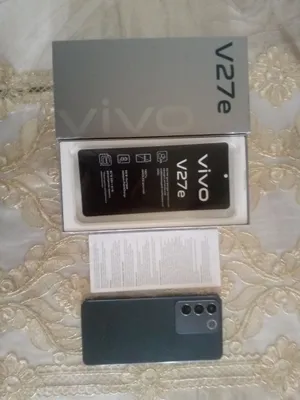 VIVO V 27 E. На всё отвечаю, только экран разбит 1