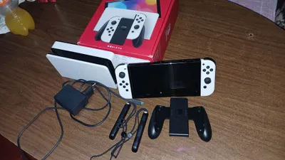 Nintendo switch Oled 64gb 1