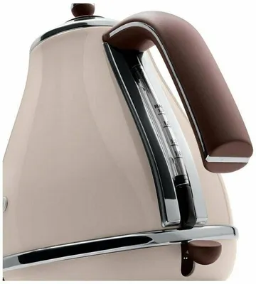 Чайник De'Longhi KBJ2001W: стильный и функциональный Чайник De'Longhi 1