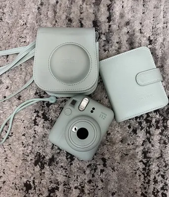 instax mini 12 с чехлом и альбомом 1