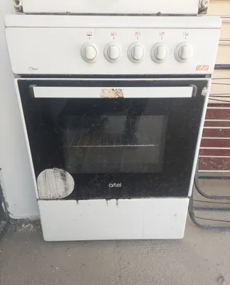 Продаётся газ плита артел почти новый цена 150 $ 1