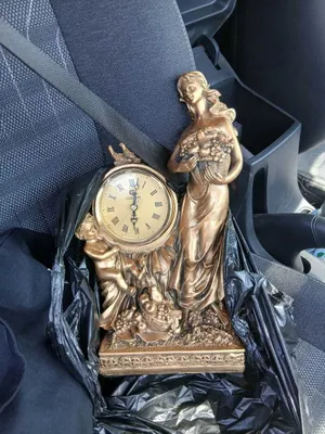 GODDESS ayol figurali dekorativ soat sotiladi