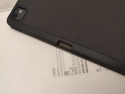 I Pad Pro 13 inch (M5) 1