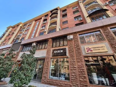 4 xonali kvartira, 180 m2, Mirobod 1
