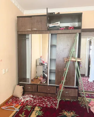 Yotoqxona shkafini sotaman 1