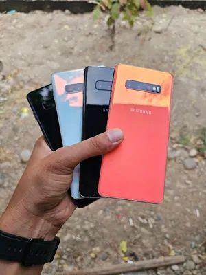 Samsung Galaxy S10 Plus 1