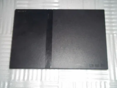 Продаётся рабочая игровая консоль SONY PS2 . Игры с флешки.Самовывоз 1