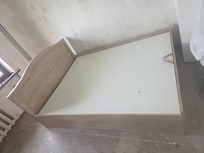 Срочно продаётся спальный мебельный комплект 1