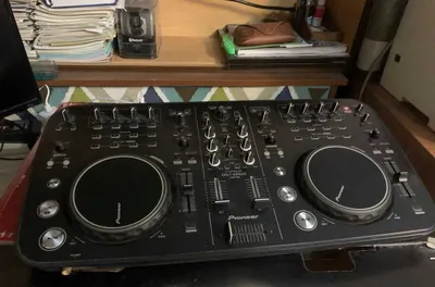 Pioneer DDJ-ERGO-k Контроллер. В новом состоянии. 1