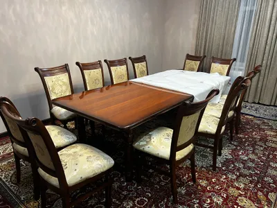 Продаются стол и стулья 1