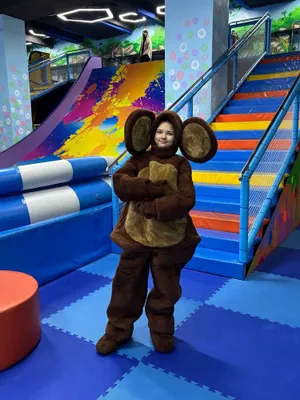 Cheburashka va Genaning kostyumlari zudlik bilan sotiladi 1