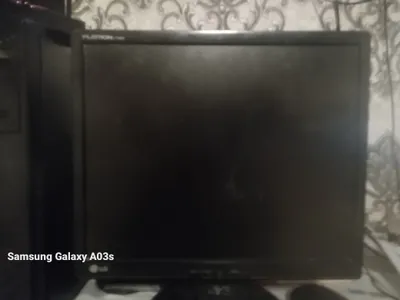 Монитор LG Flatron L1742S 1