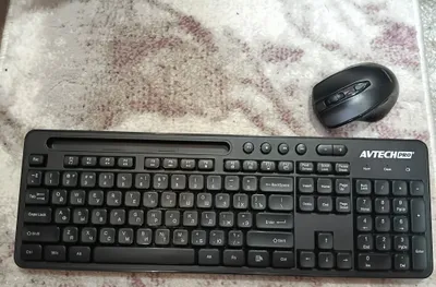 Беспроводной комплект клавиатуры и мыши Avtech Pro CW604 в идеальном состоянии