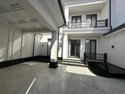 YANGI yevro uy sotiladi. Mo‘ljal: Lunacharskiy markazi, Mirzo Ulug‘bek tumani 1