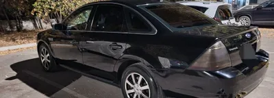 Ford Taurus avtomobili 1
