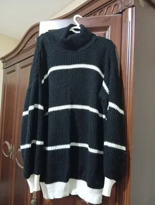 Продам женский свитер 1