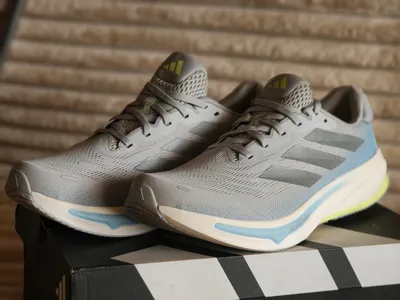 кросовки Adidas