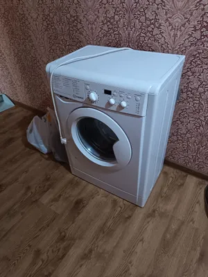 Indesit стиральная машина 1