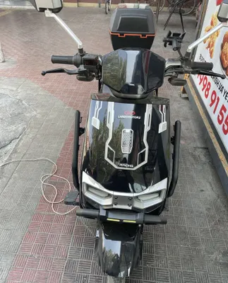 Skuter largomoto 1