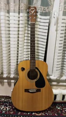 Gitara Yamaha fx310a