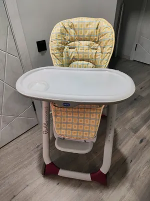 Стульчик для кормления chicco 1