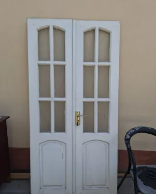 Продаются двери и рамы 1