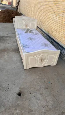 Односпальная кровать 1