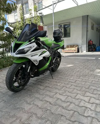 Yaxshi holatdagi Kawasaki zx6r mototsiklimni sotaman 1