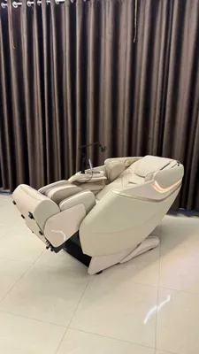 Массажное кресло REZOMAX 4D Premium 1