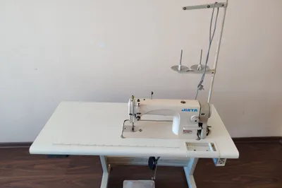 JUITA tikuv moshinkasi zudlikda sotildi 200$ 1