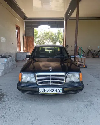Mersedes Benz W124 E300 1