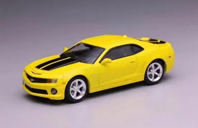 Chevrolet Camaro / Машинка 1:64 / Бамблби 1